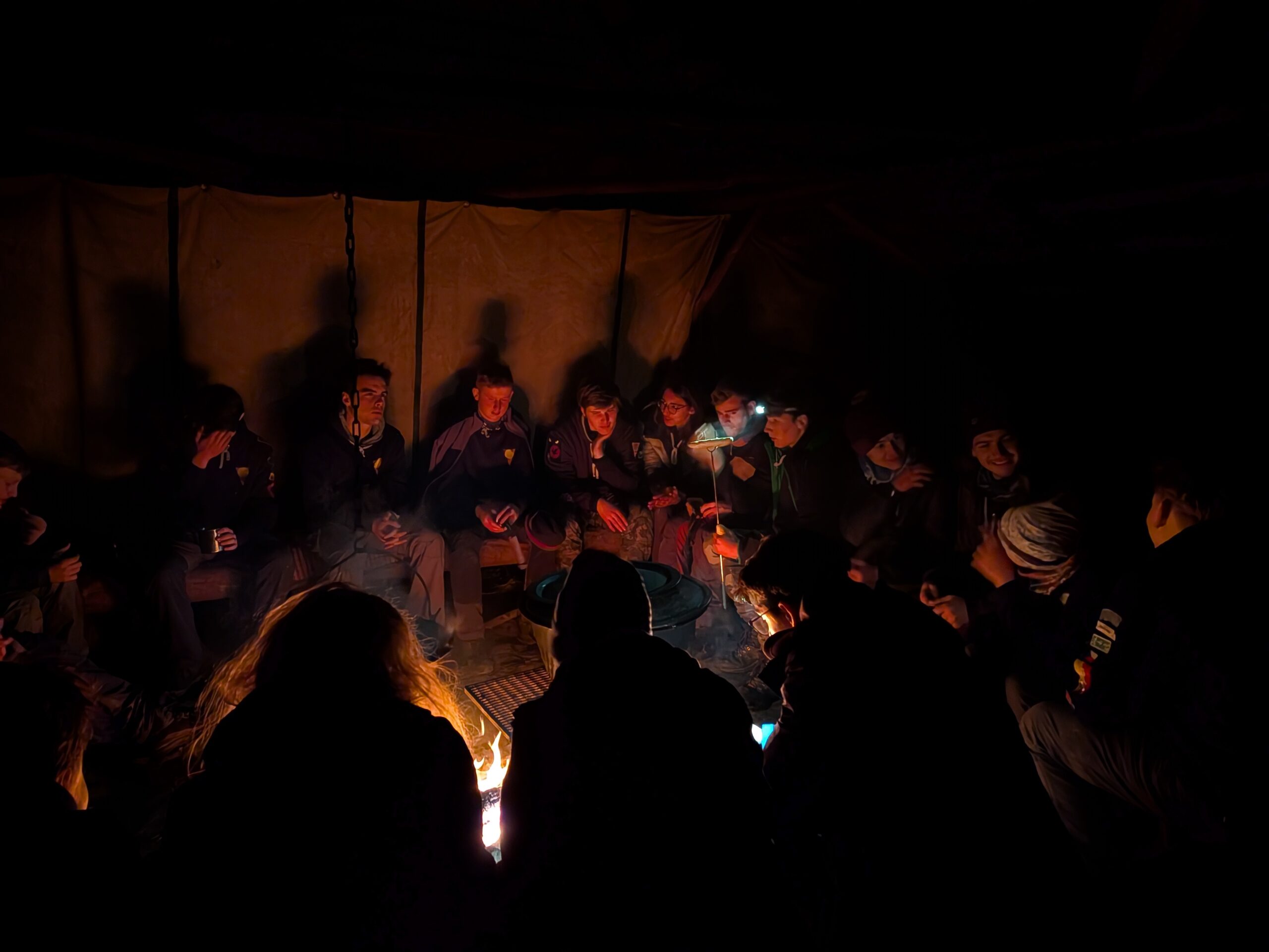 PXL_20251213_203601984