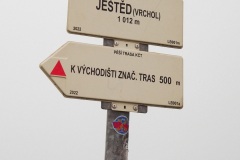 1743285822819